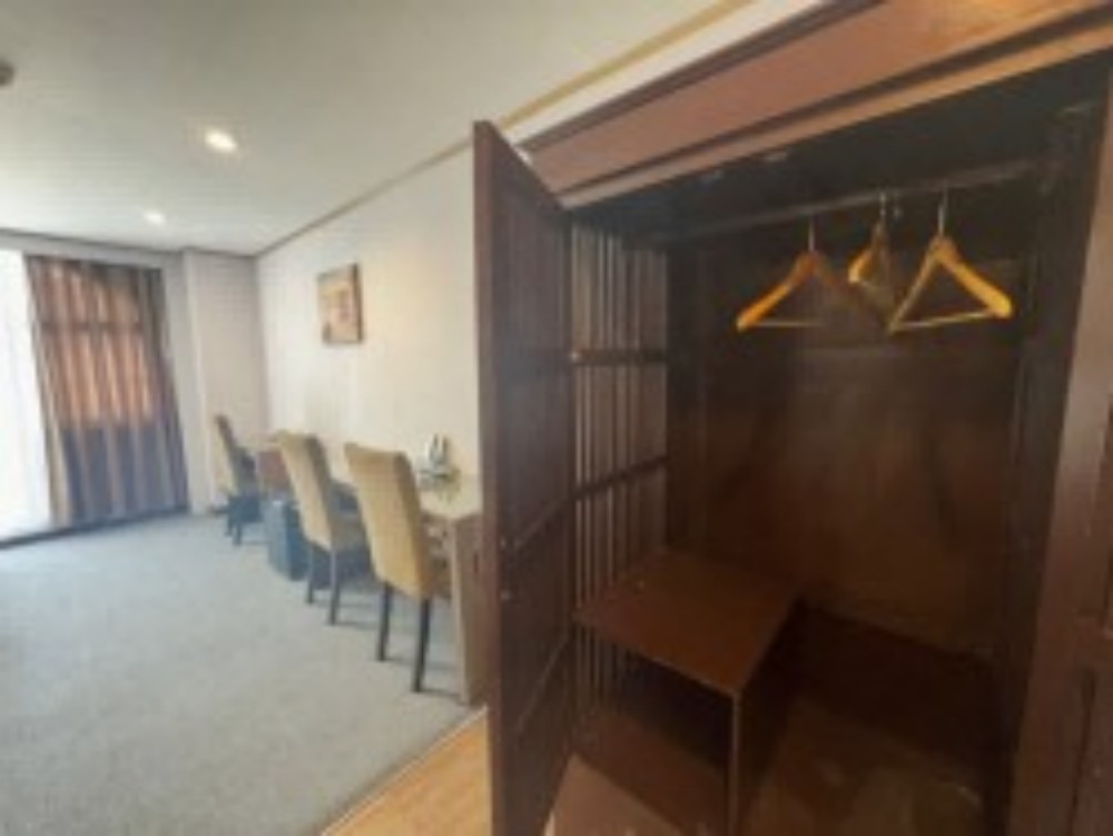 宿务IU语言学校校内三人房衣柜